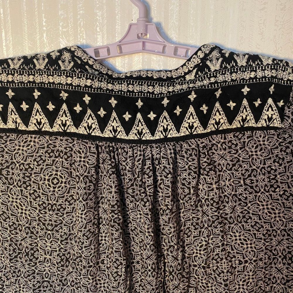 Lucky Brand Shirt Women's Size 1X Black White Boho Print 3/4 Sleeve V Neck - Picture 3 of 16